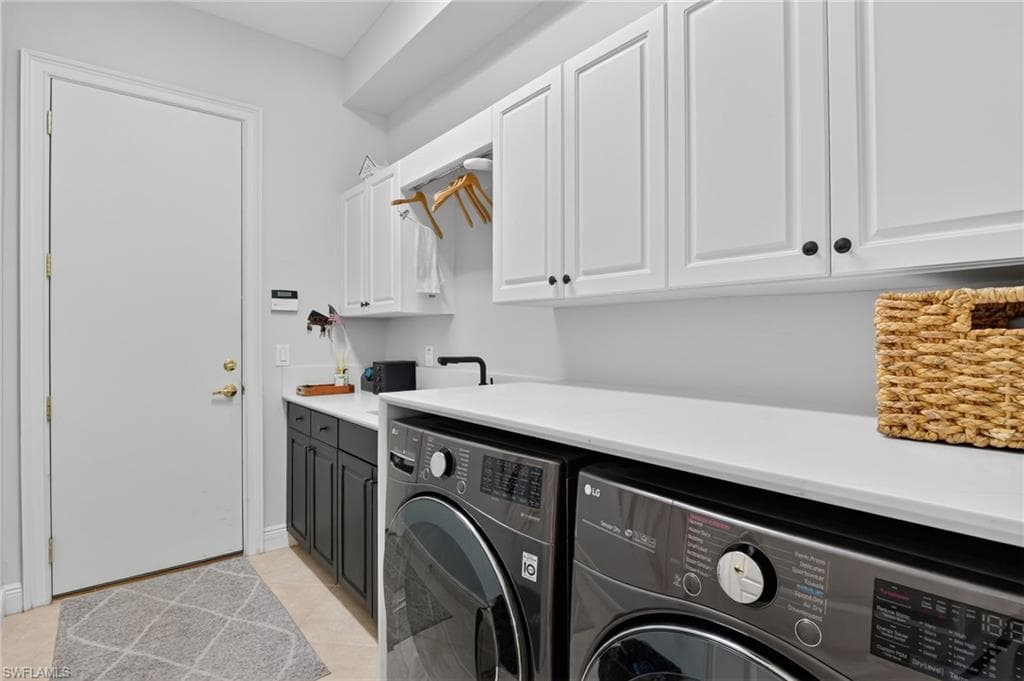 28327 Altessa WAY, BONITA SPRINGS FL 34135-41