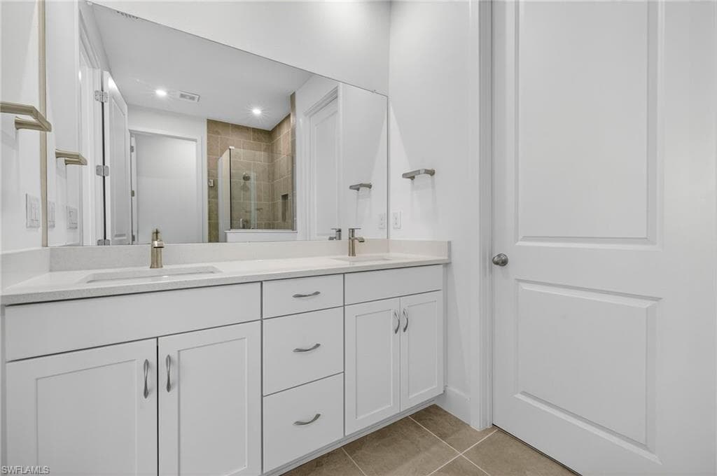 10279 Bonavie Cove DR, FORT MYERS FL 33966-11