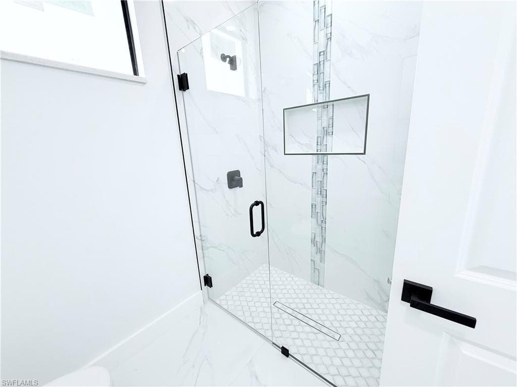 518 Ames ST E, LEHIGH ACRES FL 33974-16