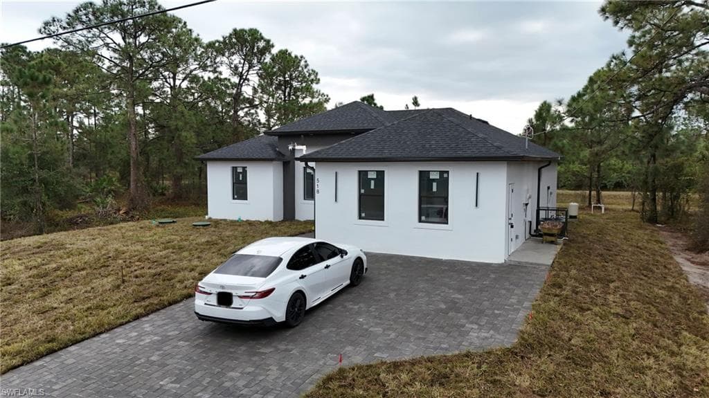 518 Ames ST E, LEHIGH ACRES FL 33974-6