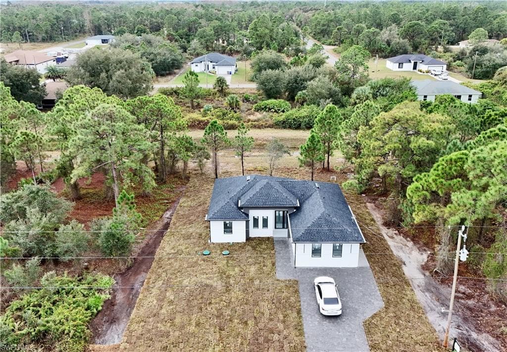 518 Ames ST E, LEHIGH ACRES FL 33974-2