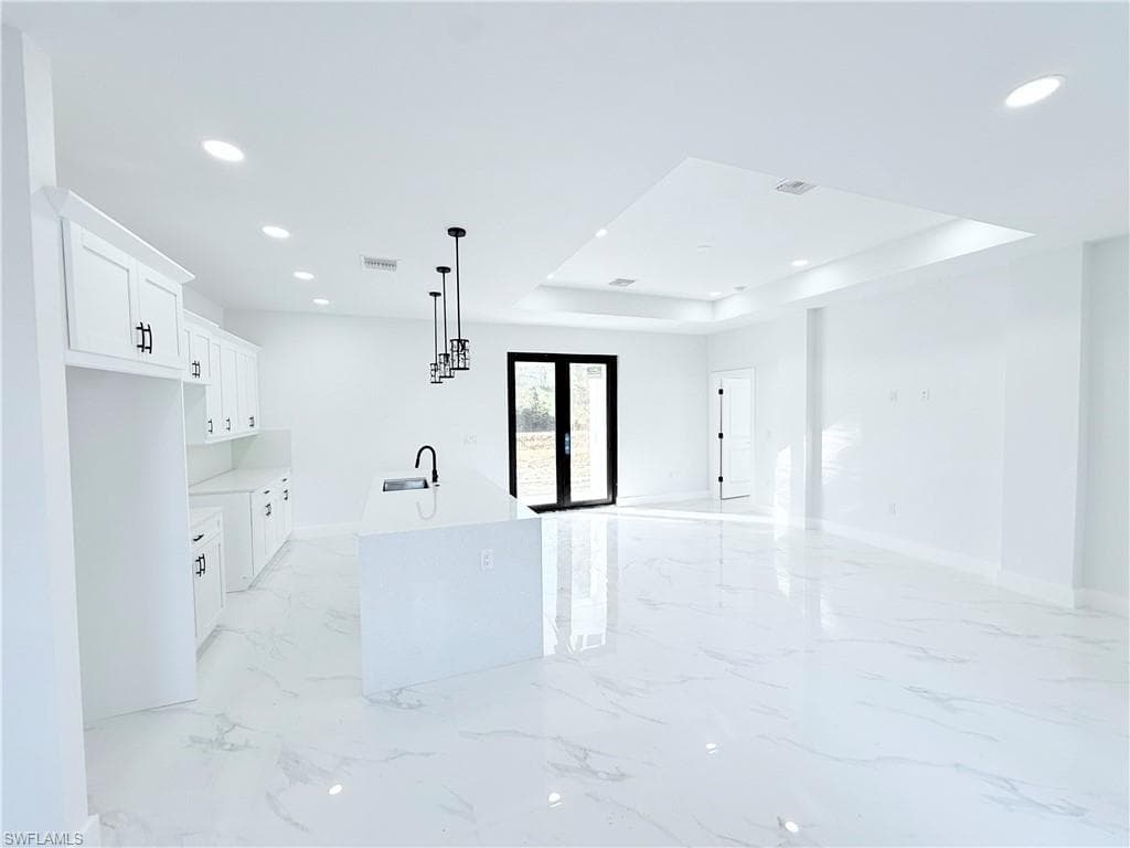 518 Ames ST E, LEHIGH ACRES FL 33974-9