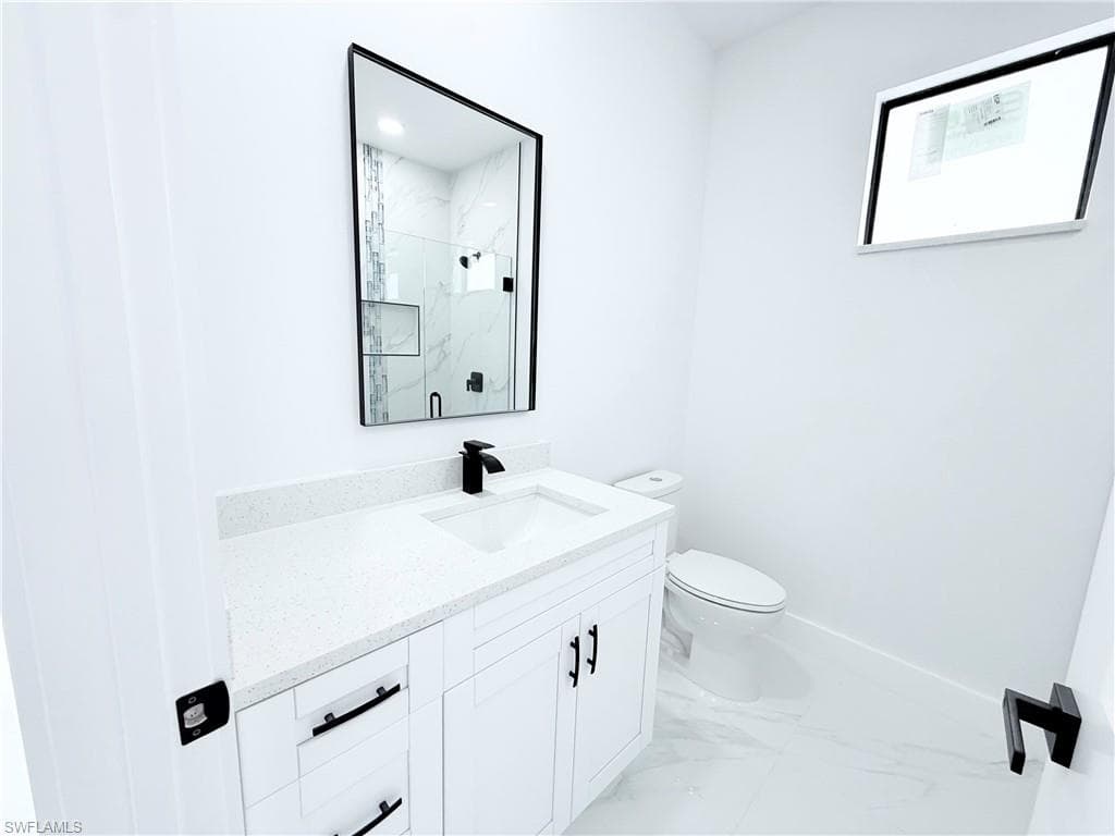 518 Ames ST E, LEHIGH ACRES FL 33974-17