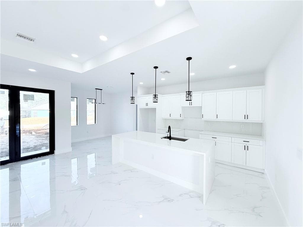 518 Ames ST E, LEHIGH ACRES FL 33974-10