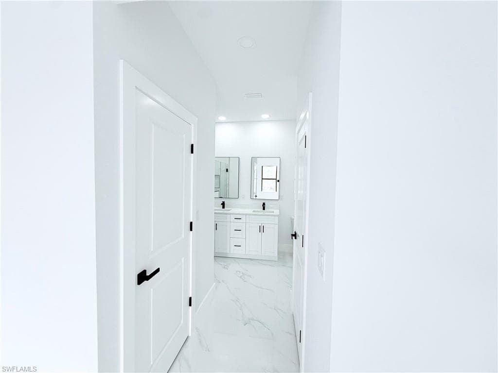 518 Ames ST E, LEHIGH ACRES FL 33974-18