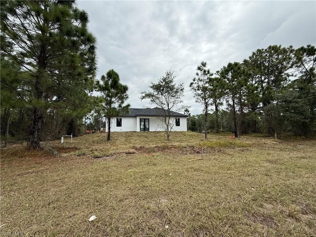 518 Ames ST E, LEHIGH ACRES FL 33974-3
