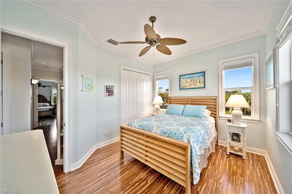 697 Spartina CT, SANIBEL FL 33957-26