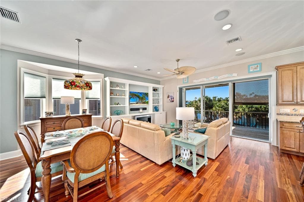 697 Spartina CT, SANIBEL FL 33957-6