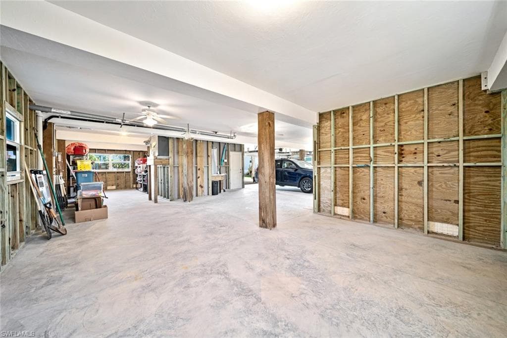 697 Spartina CT, SANIBEL FL 33957-35