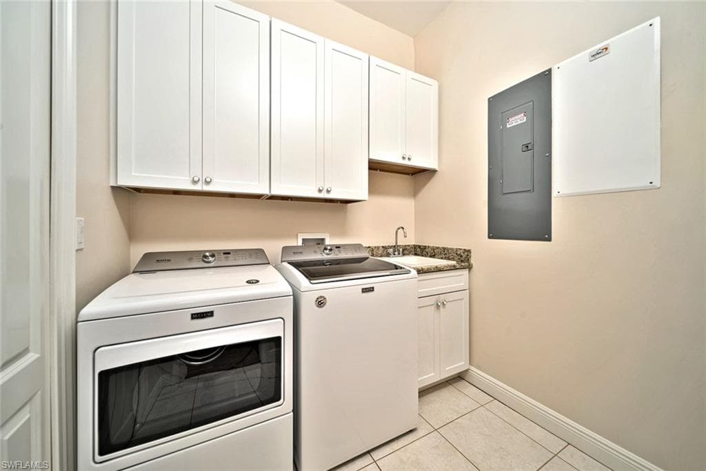 697 Spartina CT, SANIBEL FL 33957-31