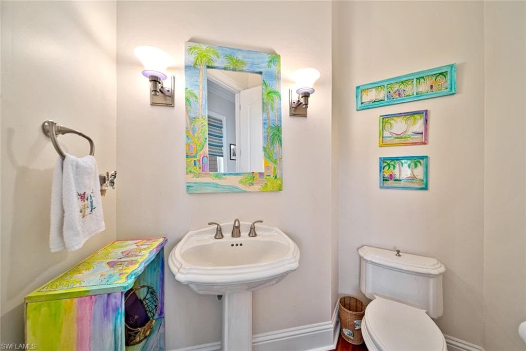 697 Spartina CT, SANIBEL FL 33957-27
