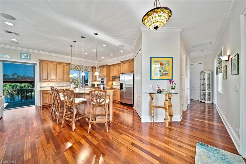 697 Spartina CT, SANIBEL FL 33957-8