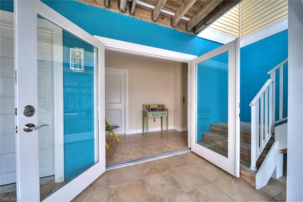 697 Spartina CT, SANIBEL FL 33957-32