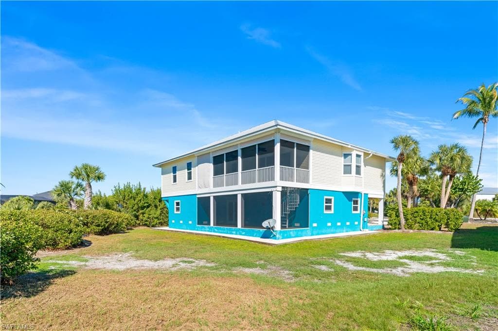 697 Spartina CT, SANIBEL FL 33957-38
