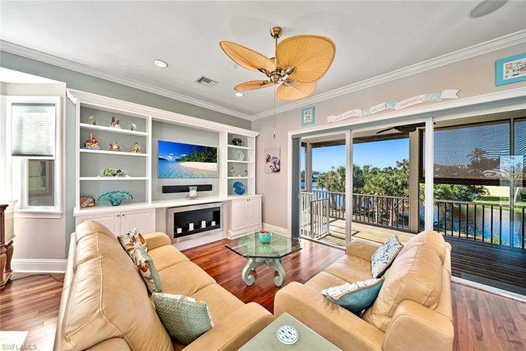 697 Spartina CT, SANIBEL FL 33957-7