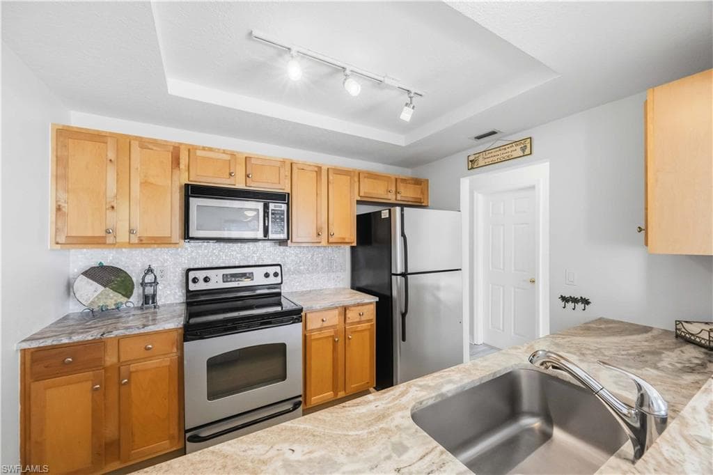 3326 N Key DR # 7, NORTH FORT MYERS FL 33903-7