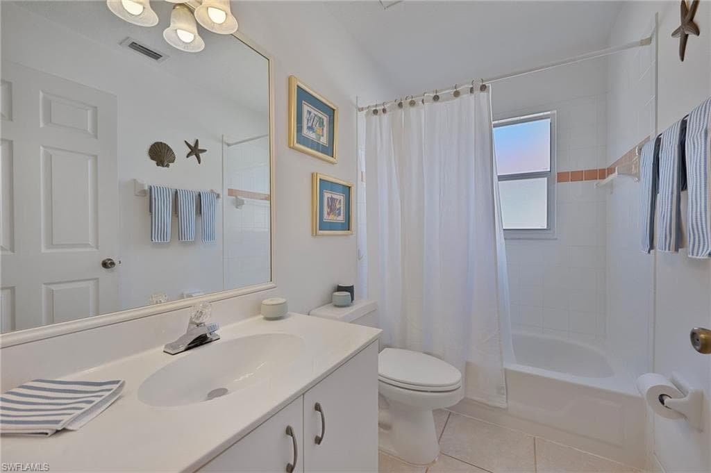 6496 Huntington Lakes CIR # 201, NAPLES FL 34119-11