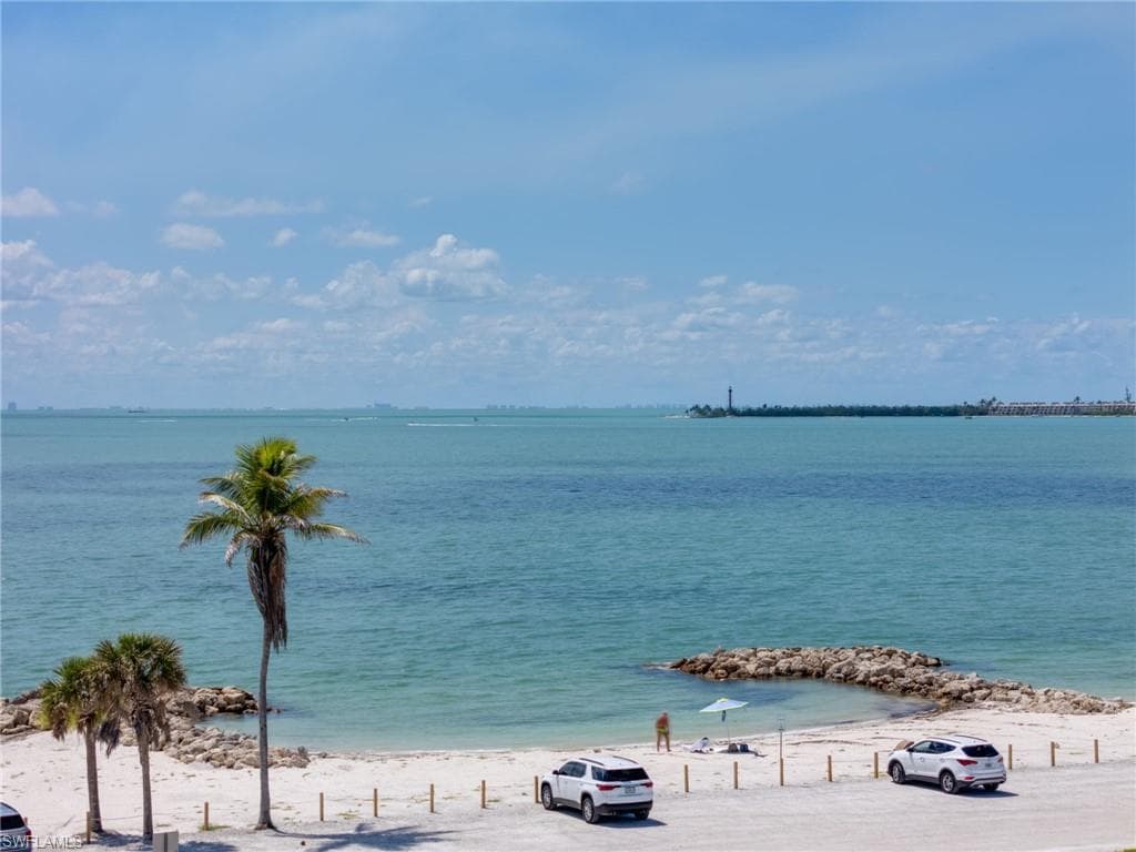2950 W Gulf DR-10