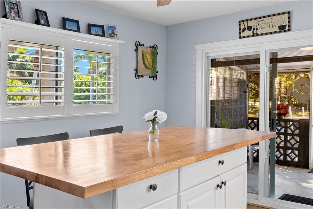 1686 Blue Point AVE # A1, NAPLES FL 34102-12