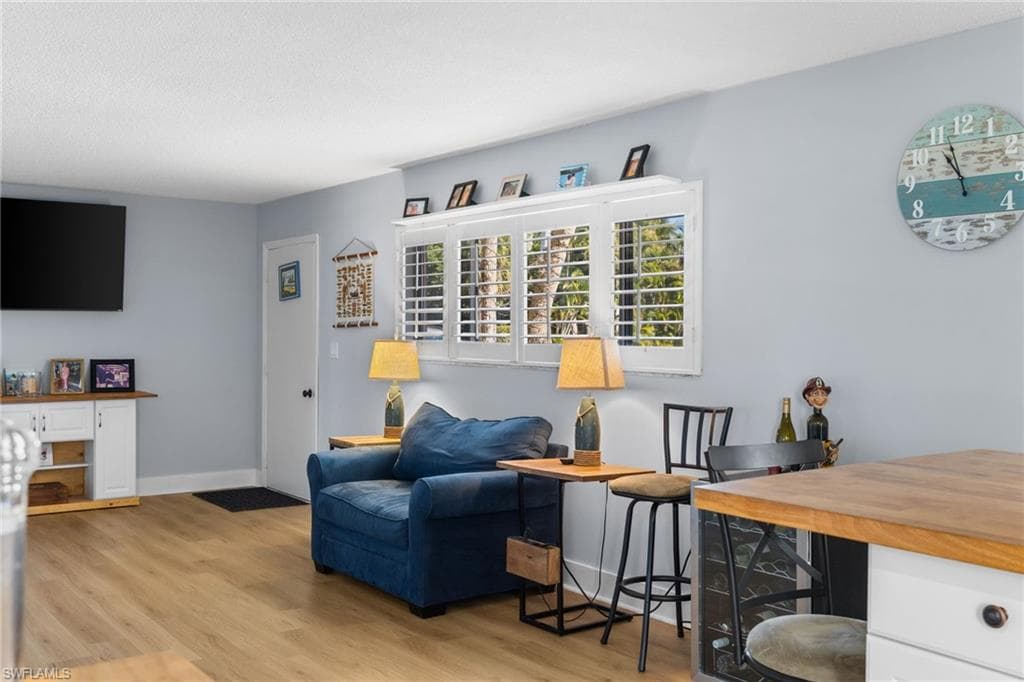 1686 Blue Point AVE # A1, NAPLES FL 34102-14