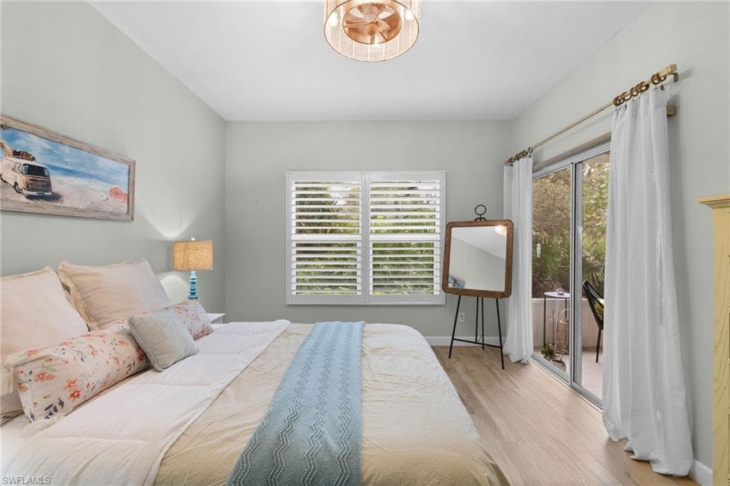 327 Emerald Bay CIR # W6, NAPLES FL 34110-16