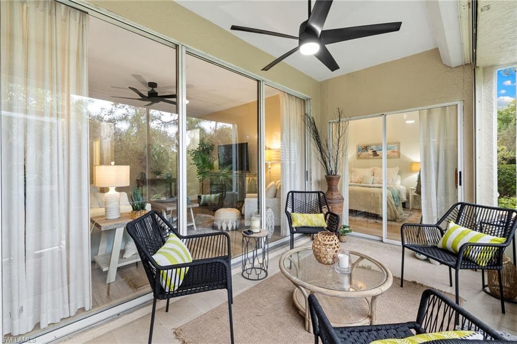 327 Emerald Bay CIR # W6, NAPLES FL 34110-25