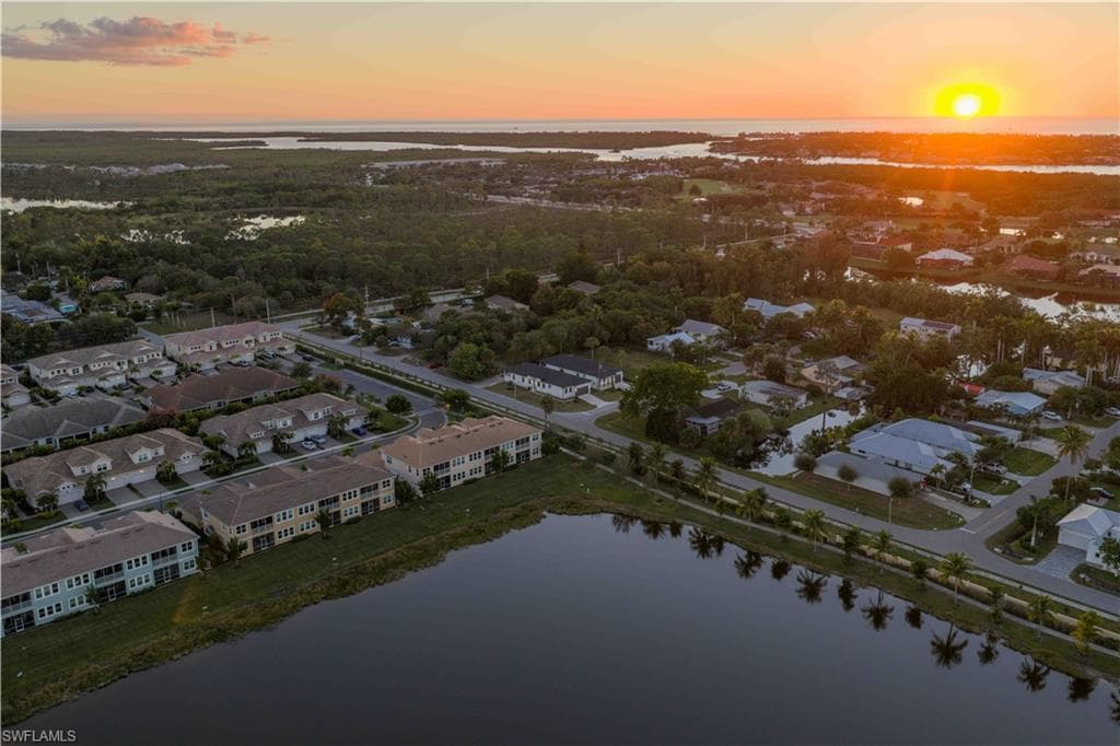 2464 Florida AVE, NAPLES FL 34112-45