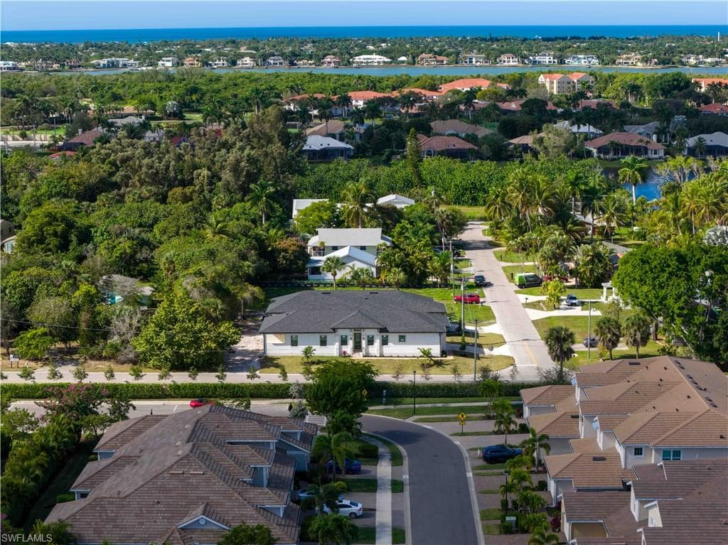 2480 Florida AVE, NAPLES FL 34112-4