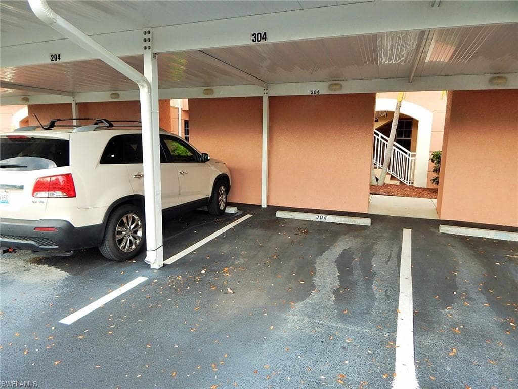 1113 Van Loon Commons CIR # 304, CAPE CORAL FL 33909-15