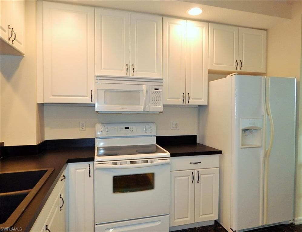 1113 Van Loon Commons CIR # 304, CAPE CORAL FL 33909-3