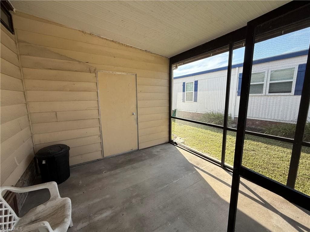 76 Atlantic WAY # 76, NAPLES FL 34104-13