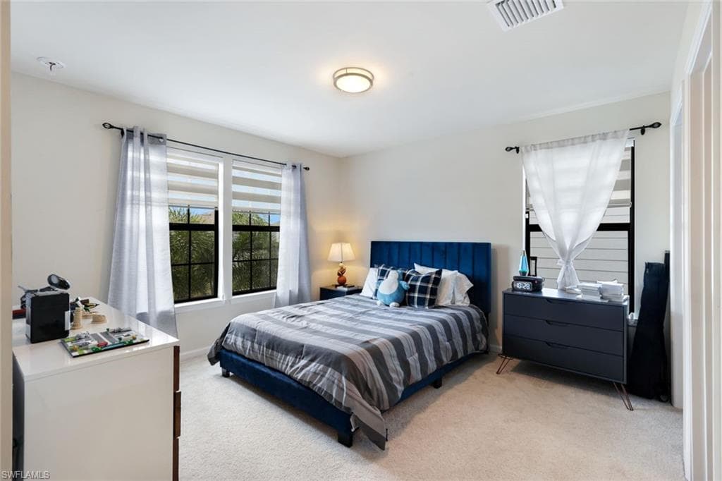 10427 VENTANA LN-22