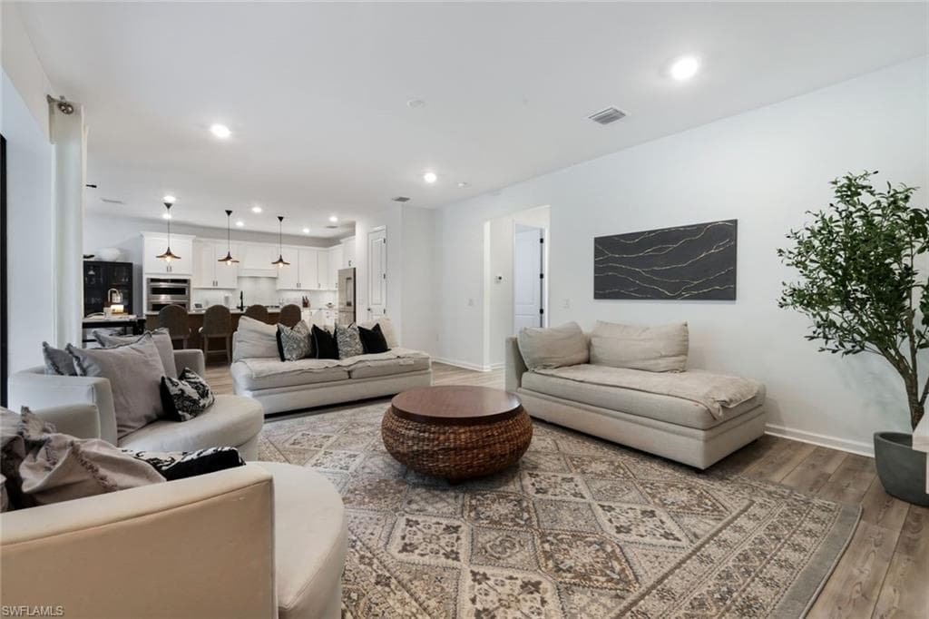 10427 VENTANA LN-6