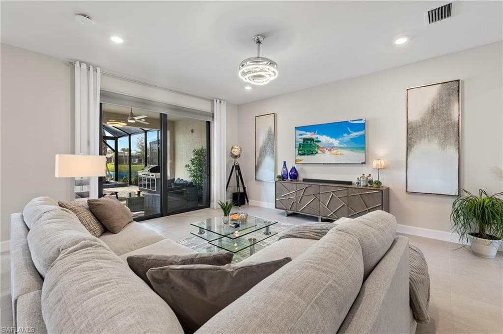 2147 Yellowfin CIR, NAPLES FL 34114-3