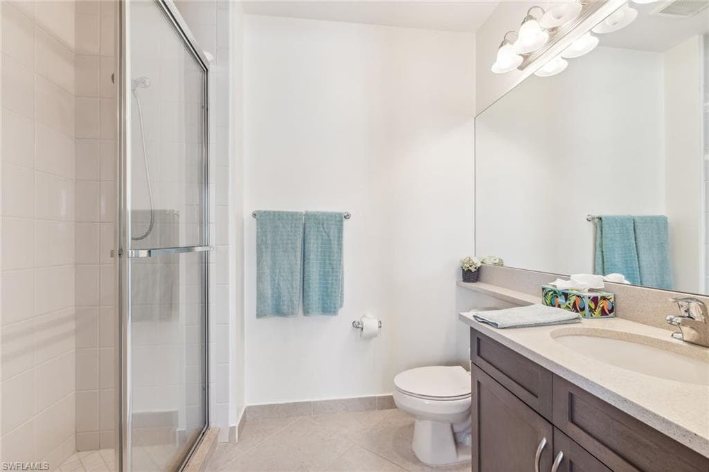 4360 Aurora ST-26
