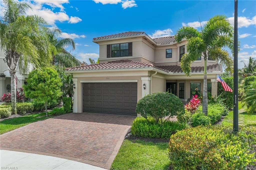 4360 Aurora ST-33