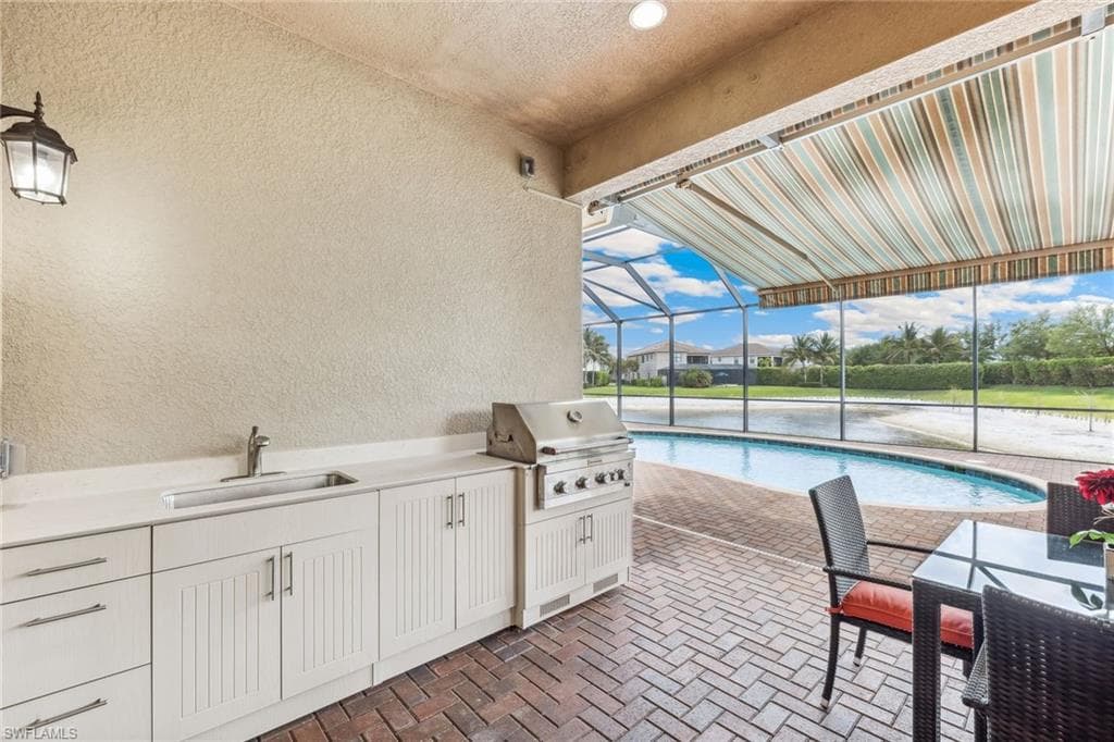 4360 Aurora ST-13