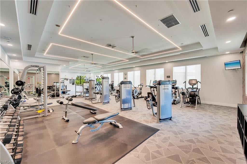 4360 Aurora ST-40