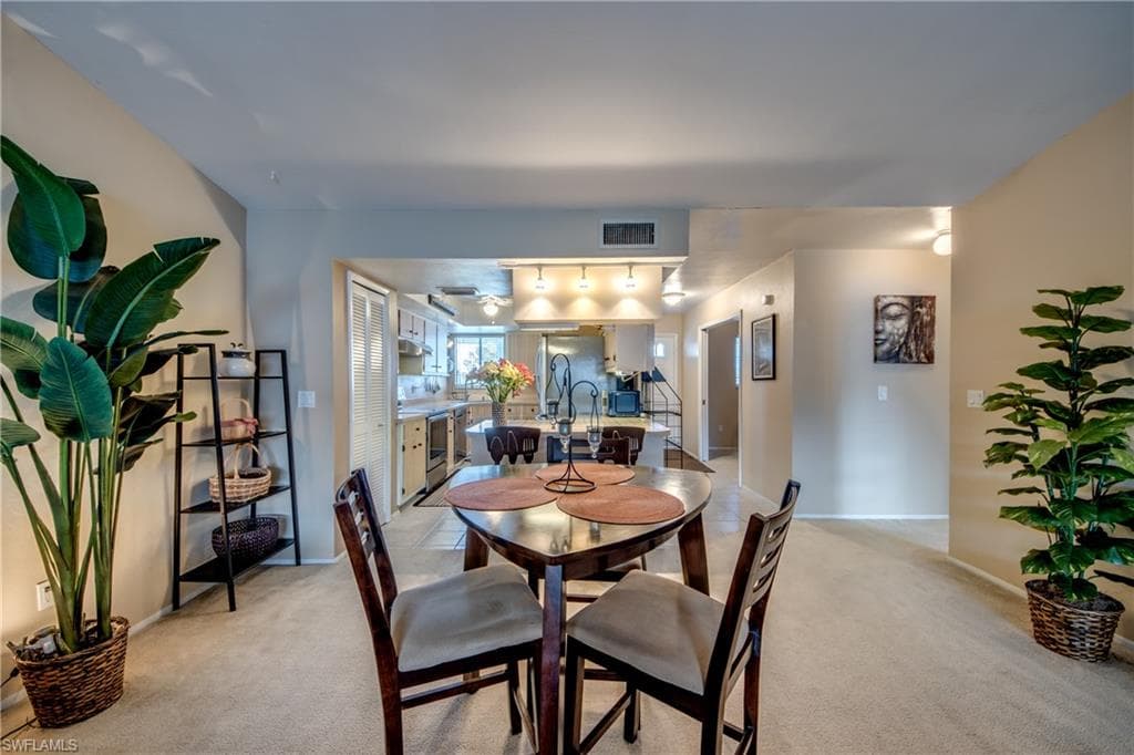1202 Cape Coral PKWY W # 206, CAPE CORAL FL 33914-12