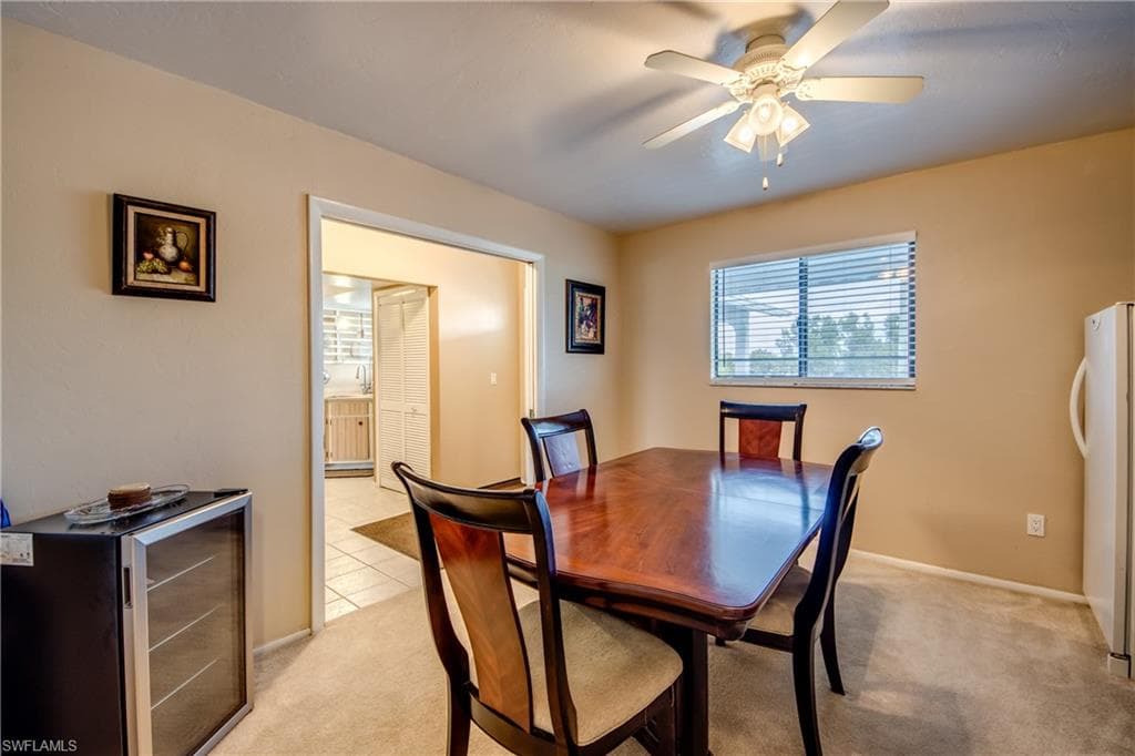 1202 Cape Coral PKWY W # 206, CAPE CORAL FL 33914-18