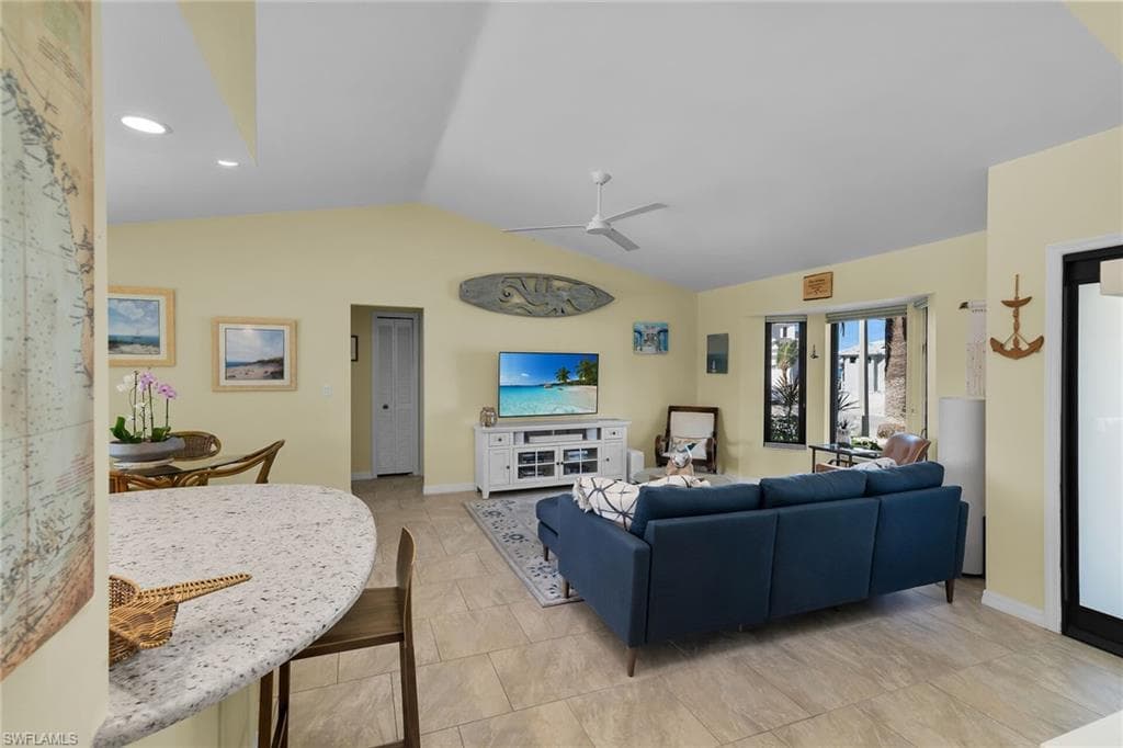 1035 Admiralty CT, MARCO ISLAND FL 34145-9