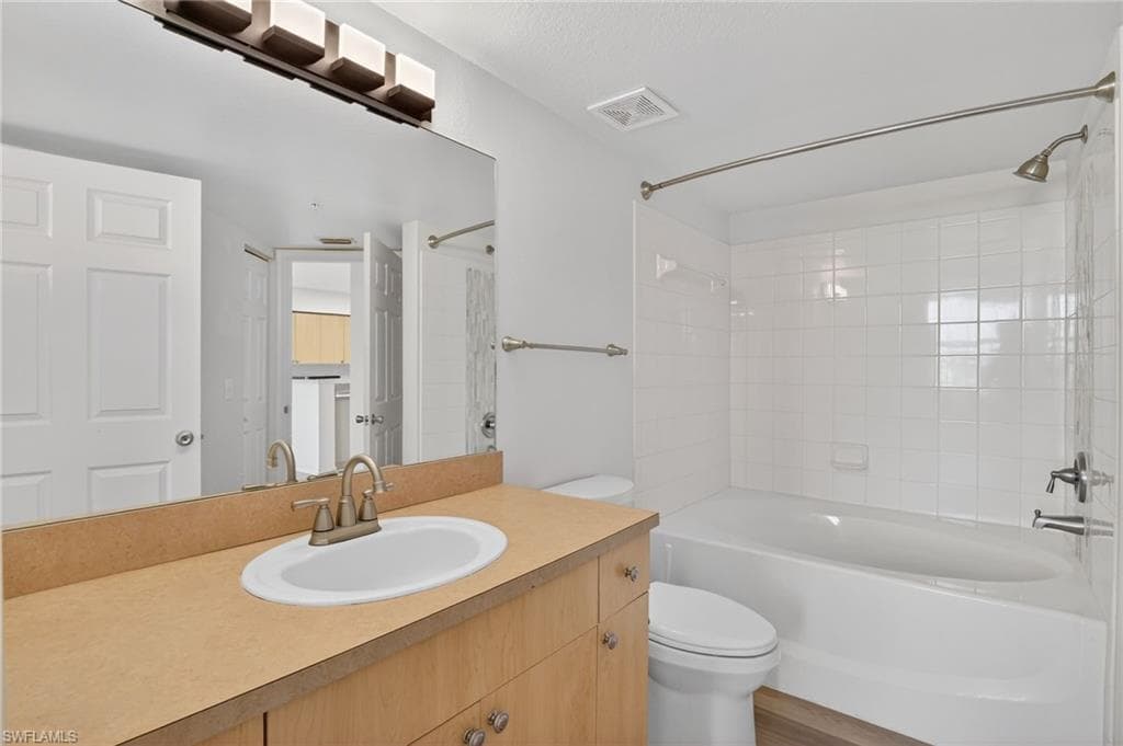 8754 River Homes LN # 8206, BONITA SPRINGS FL 34135-18