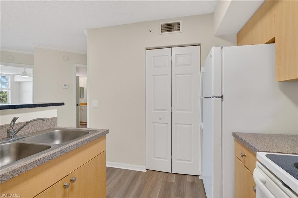 8754 River Homes LN # 8206, BONITA SPRINGS FL 34135-7