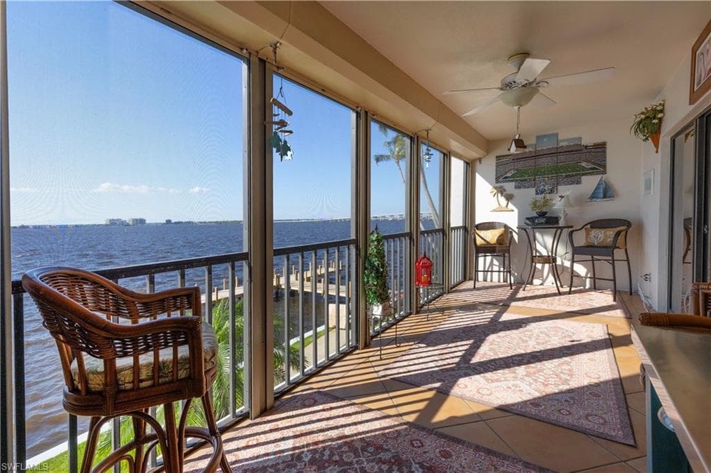 1925 Clifford ST # 202, FORT MYERS FL 33901-1