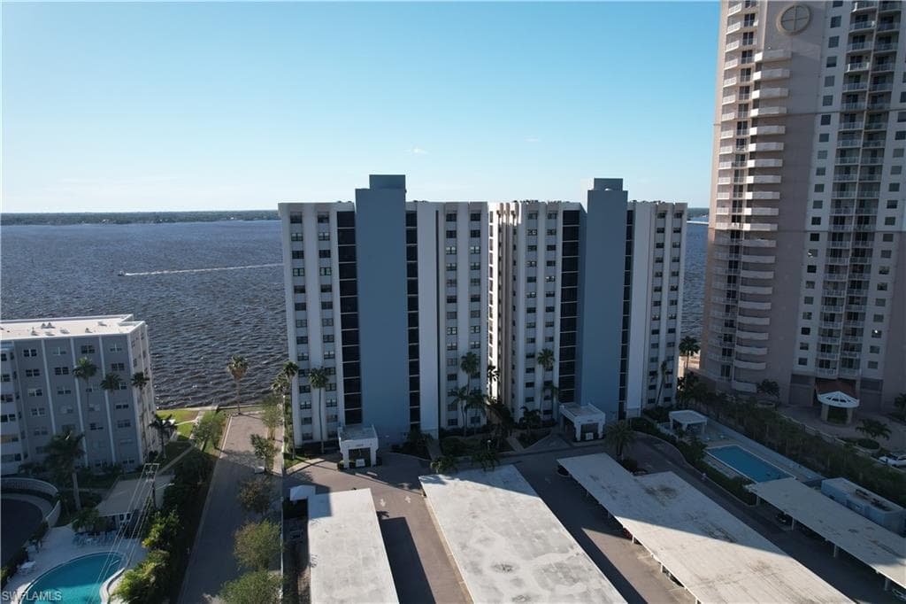 1925 Clifford ST # 202, FORT MYERS FL 33901-27