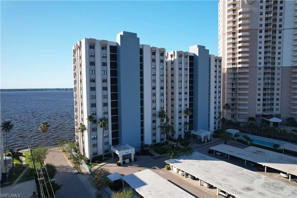1925 Clifford ST # 202, FORT MYERS FL 33901-29