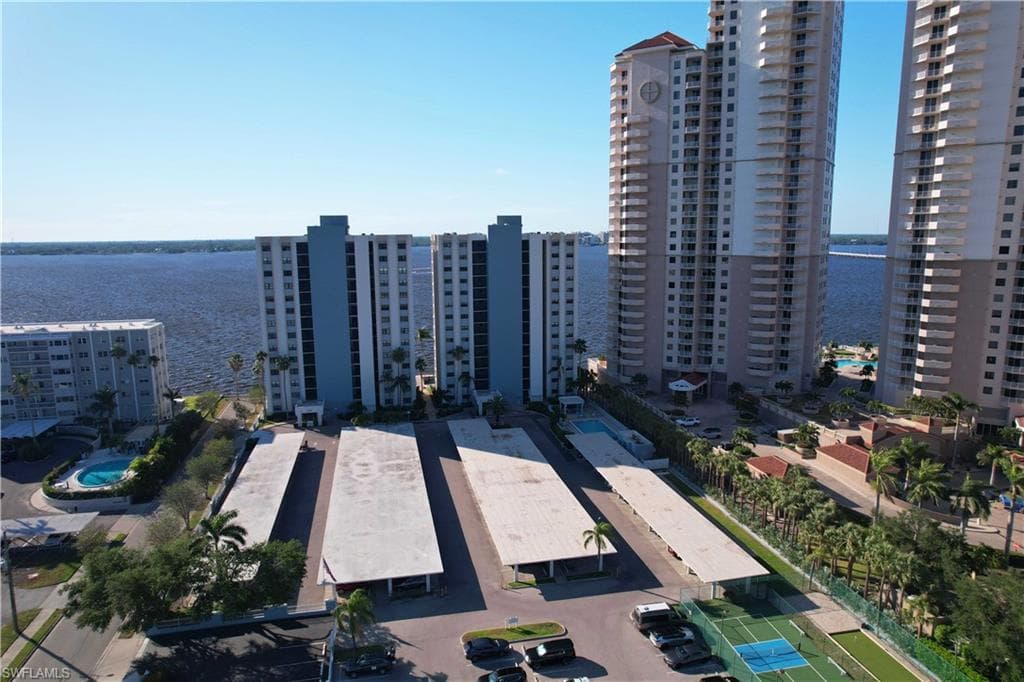 1925 Clifford ST # 202, FORT MYERS FL 33901-30