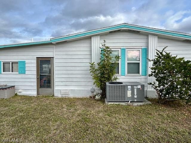 346 Mariner DR, NORTH PORT FL 34287-16