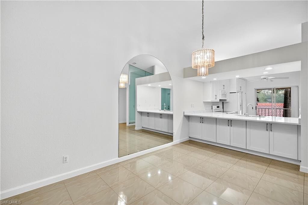 2325 Hidden Lake DR # 3802, NAPLES FL 34112-5