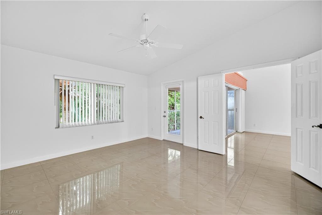 2325 Hidden Lake DR # 3802, NAPLES FL 34112-16